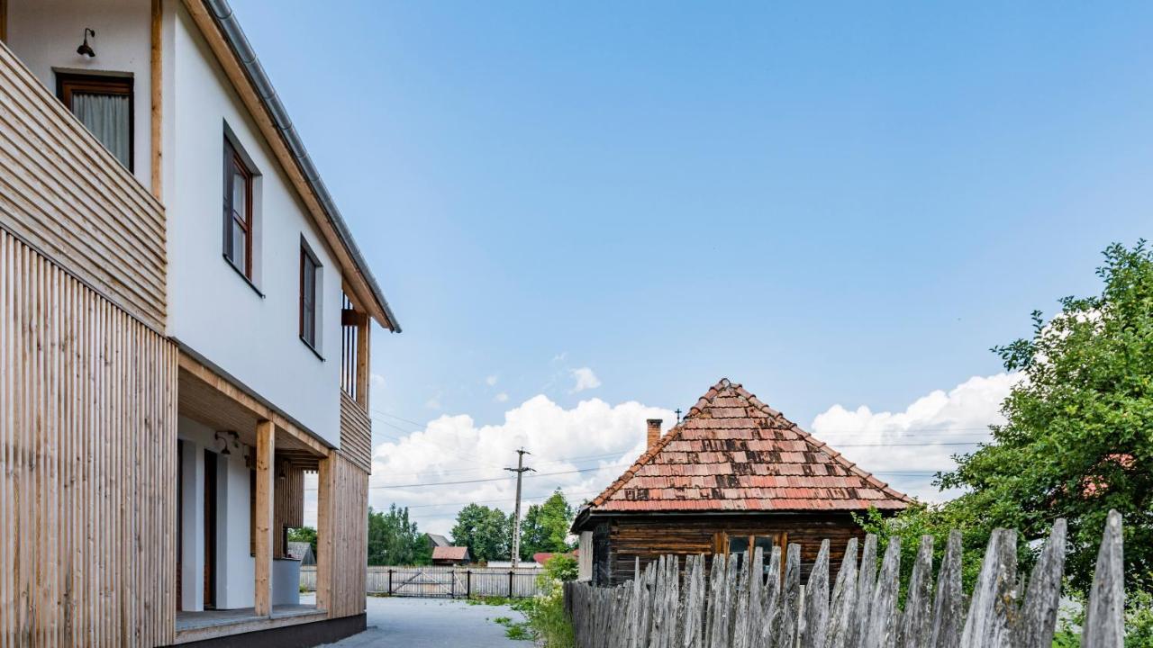 Pensiunea Agroturistica Lukacs Panzio Suseni  Экстерьер фото
